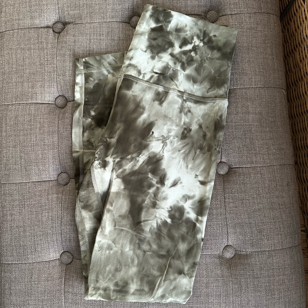 Lululemon Align High Rise 25” - Picture 3 of 3